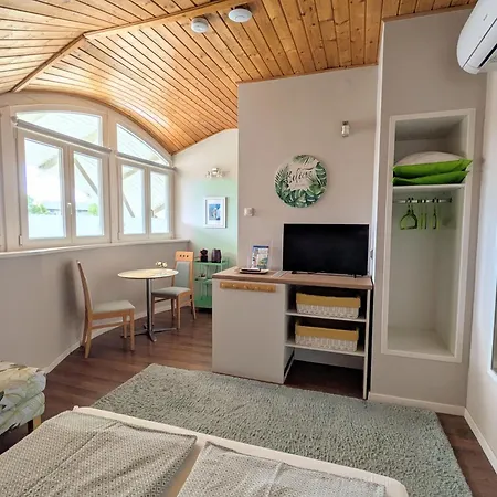 Menta Apartment Siofok